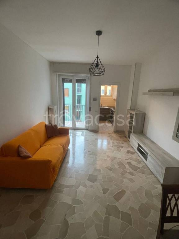 appartamento in affitto a Milano in zona Baggio