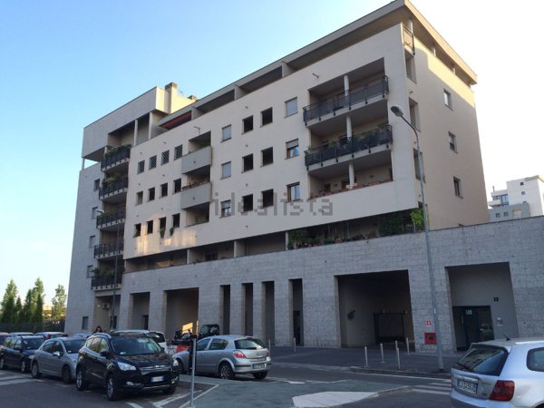 appartamento in affitto a Milano in zona Lorenteggio