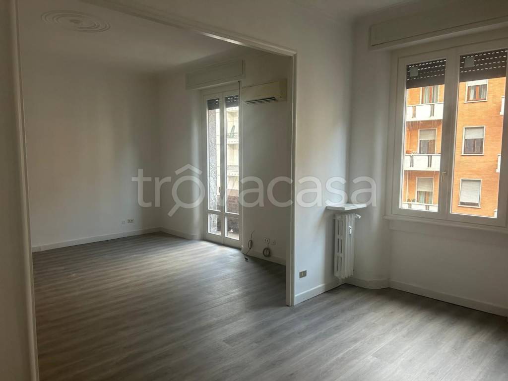 appartamento in affitto a Milano in zona Centro Direzionale