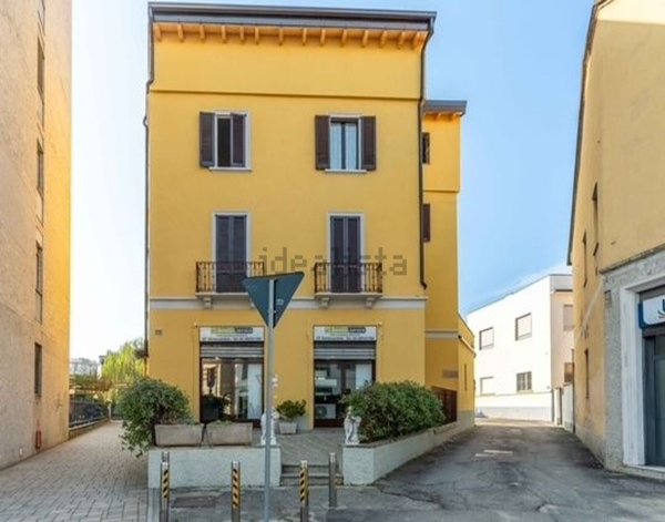 appartamento in affitto a Milano in zona San Cristoforo