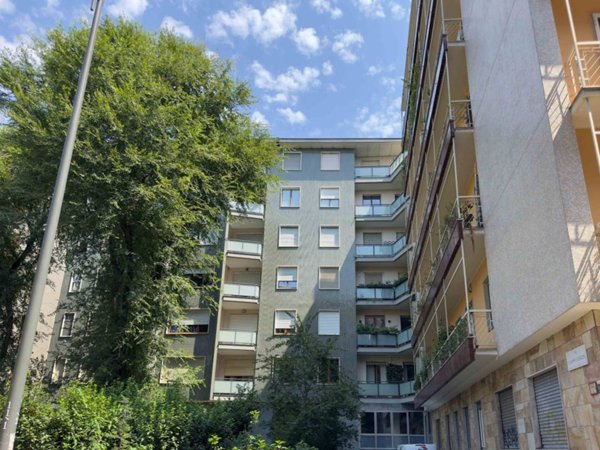 appartamento in affitto a Milano in zona Guastalla