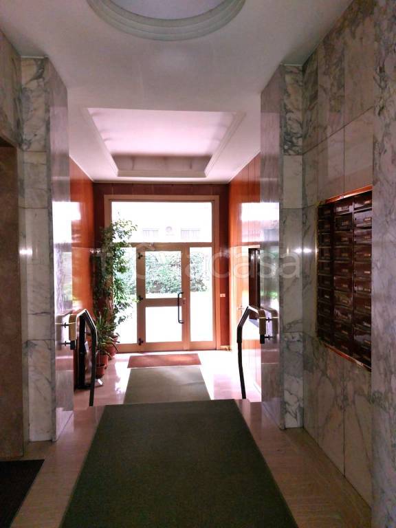 appartamento in affitto a Milano in zona Piazzale Lodi