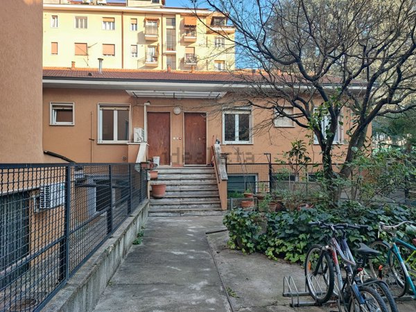 appartamento in affitto a Milano in zona Baggio