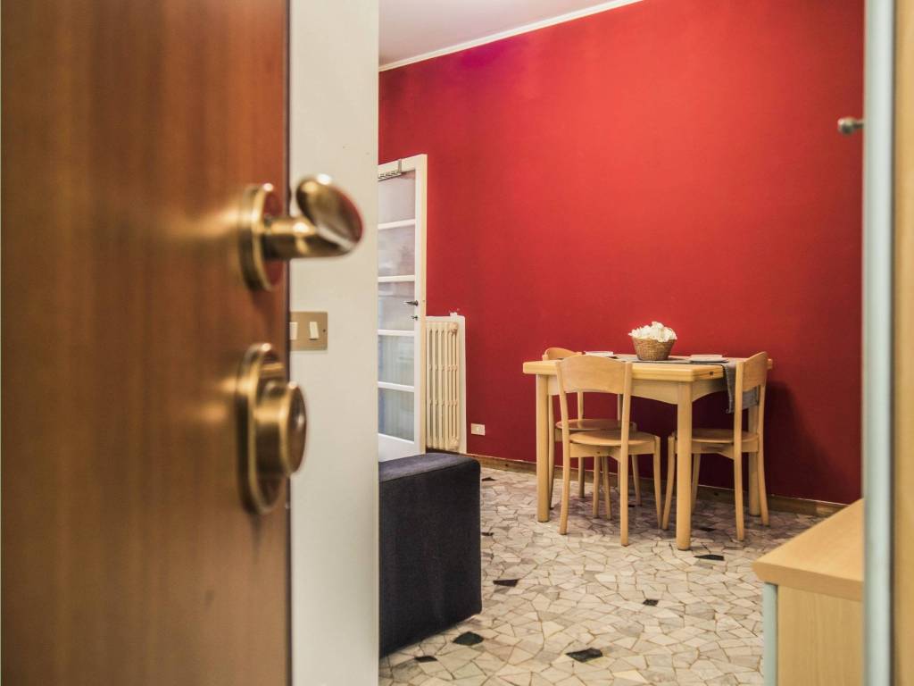 appartamento in affitto a Milano in zona Famagosta