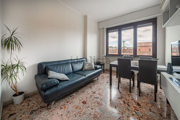 appartamento in affitto a Milano in zona Isola