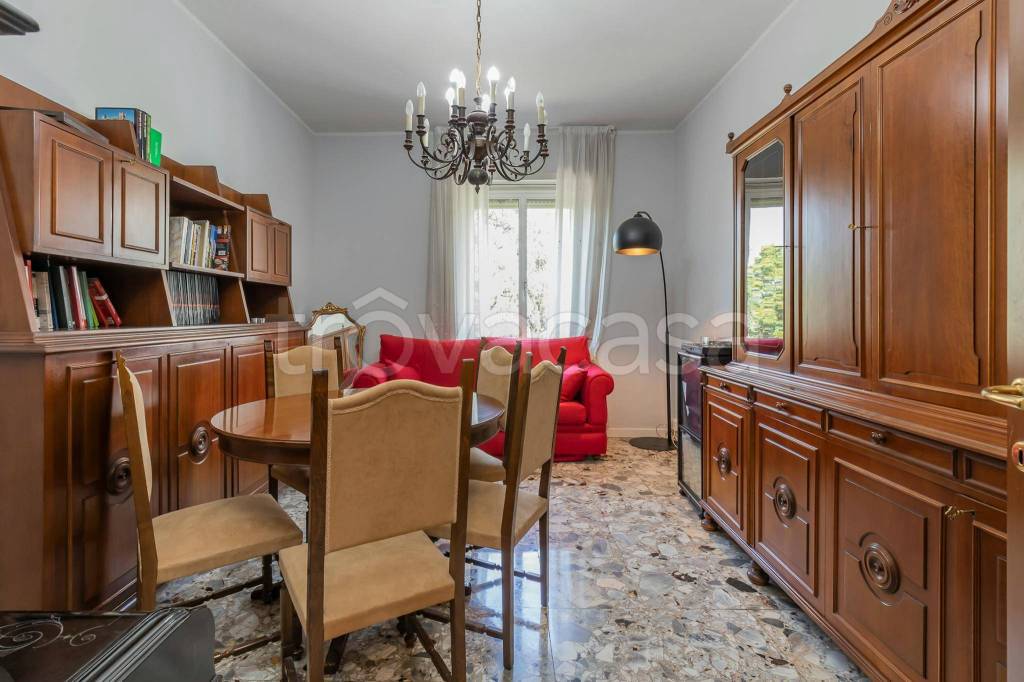 appartamento in affitto a Milano in zona Rottole