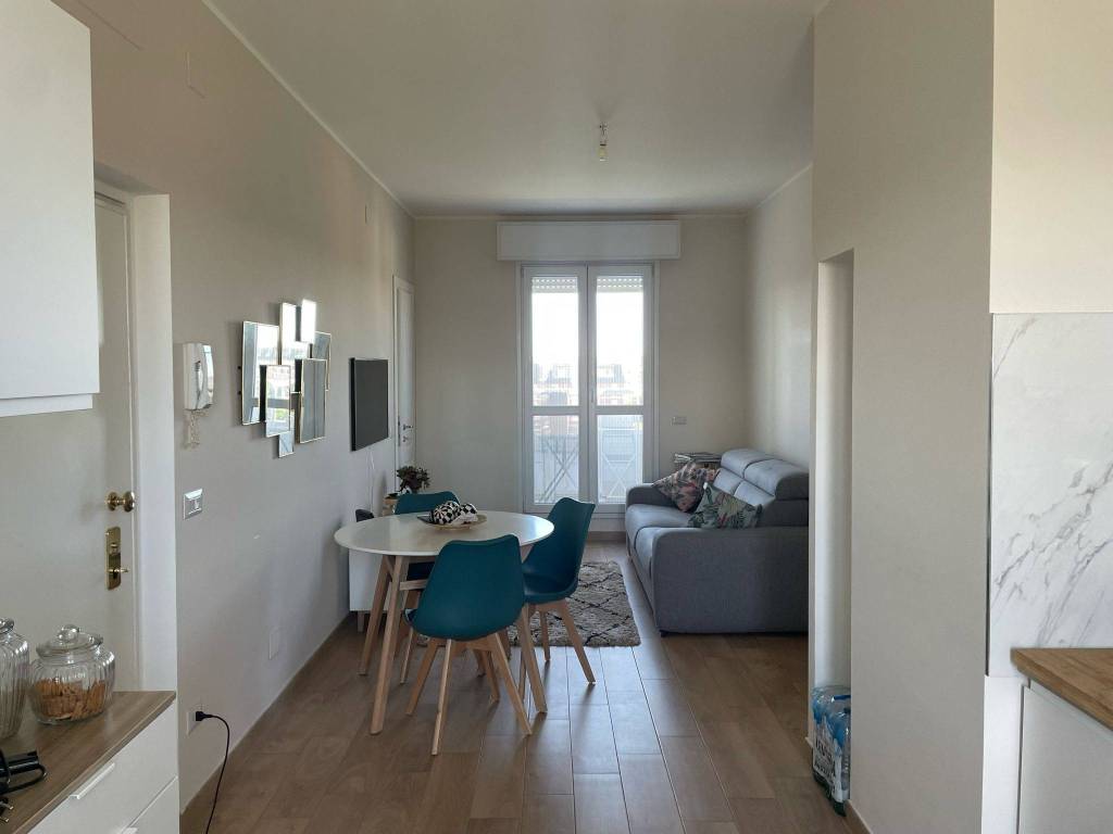 appartamento in affitto a Milano in zona Famagosta