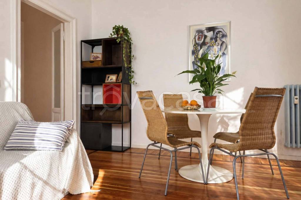 appartamento in affitto a Milano in zona XXII Marzo