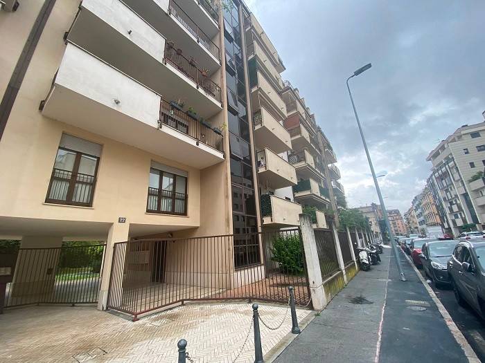appartamento in affitto a Milano in zona Vigentino