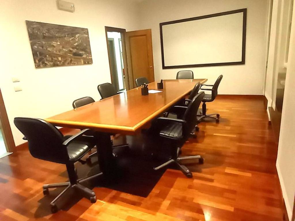 ufficio in affitto a Milano