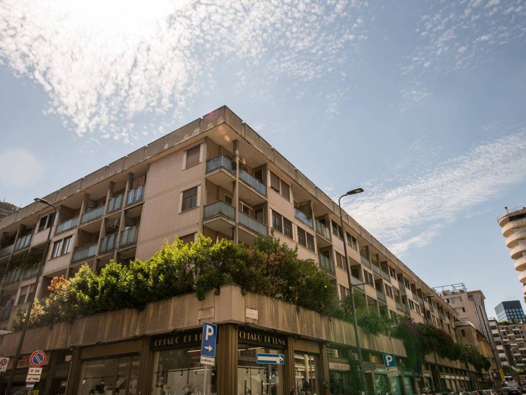 appartamento in affitto a Milano in zona Centro Direzionale