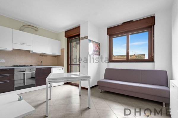 appartamento in affitto a Milano in zona Feltre