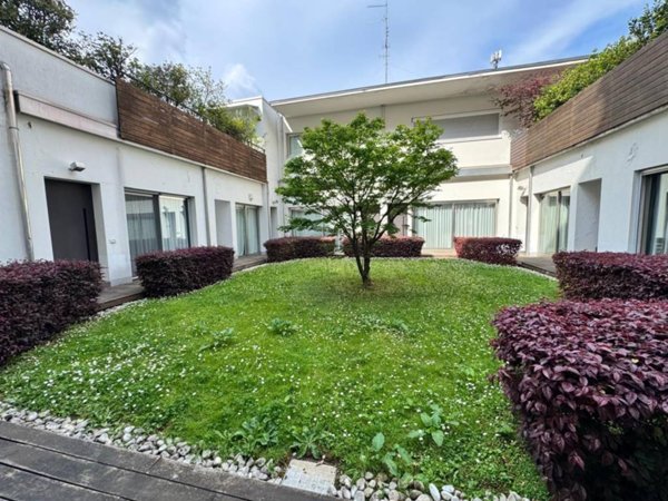 appartamento in affitto a Milano in zona Corvetto
