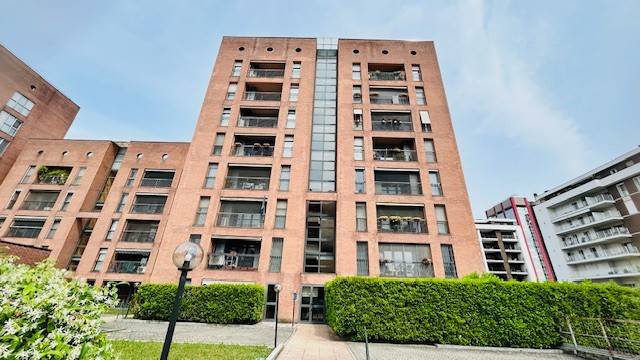 appartamento in affitto a Milano in zona Lorenteggio