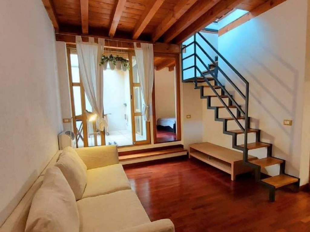 appartamento in affitto a Milano in zona Porta Romana