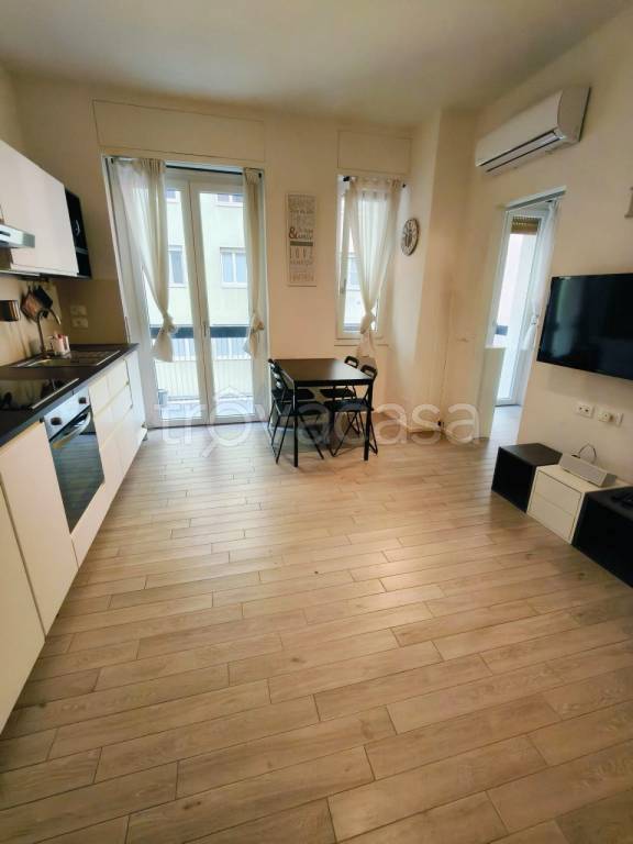appartamento in affitto a Milano in zona Isola