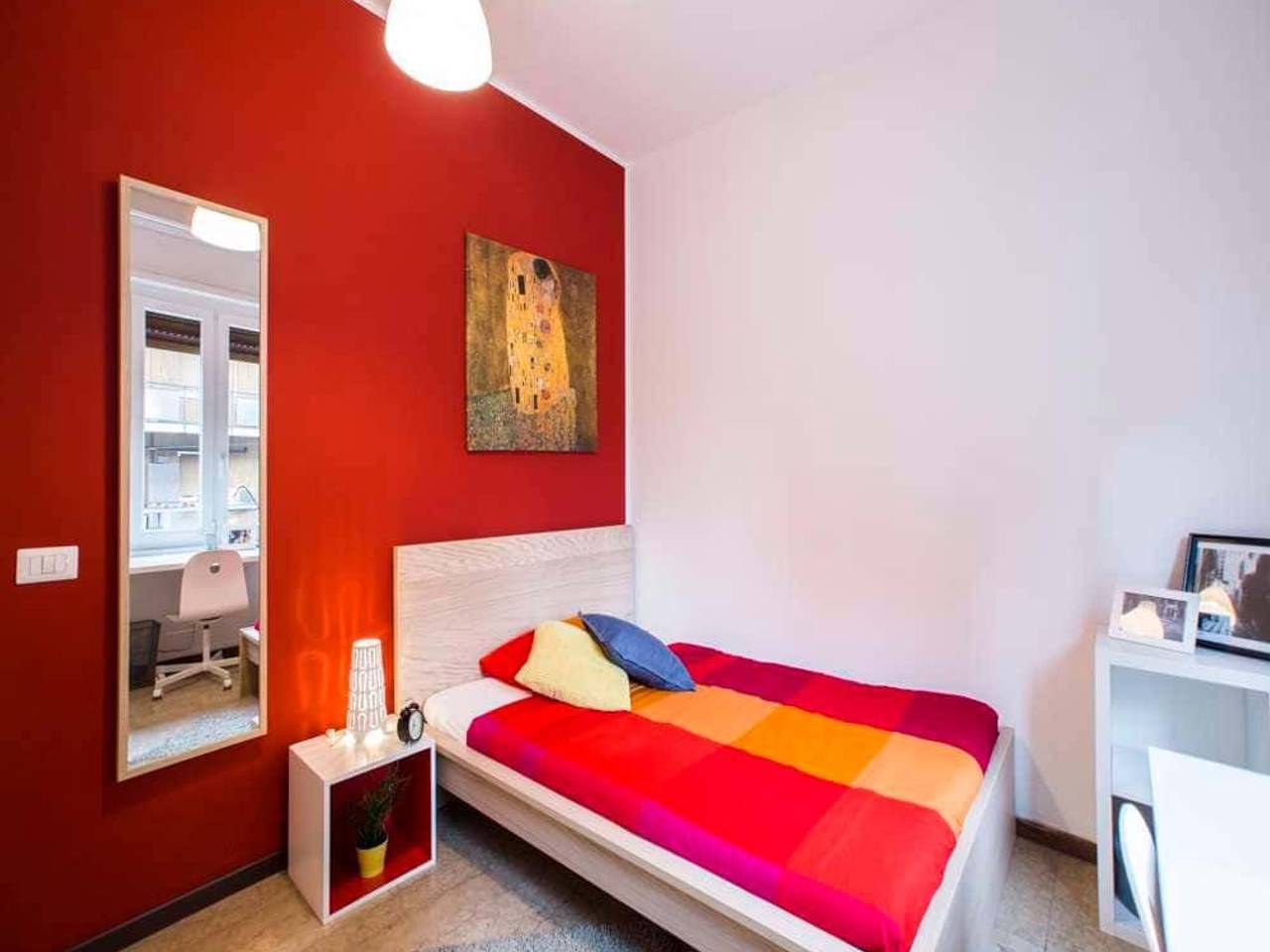 negozio in affitto a Milano in zona Ghisolfa