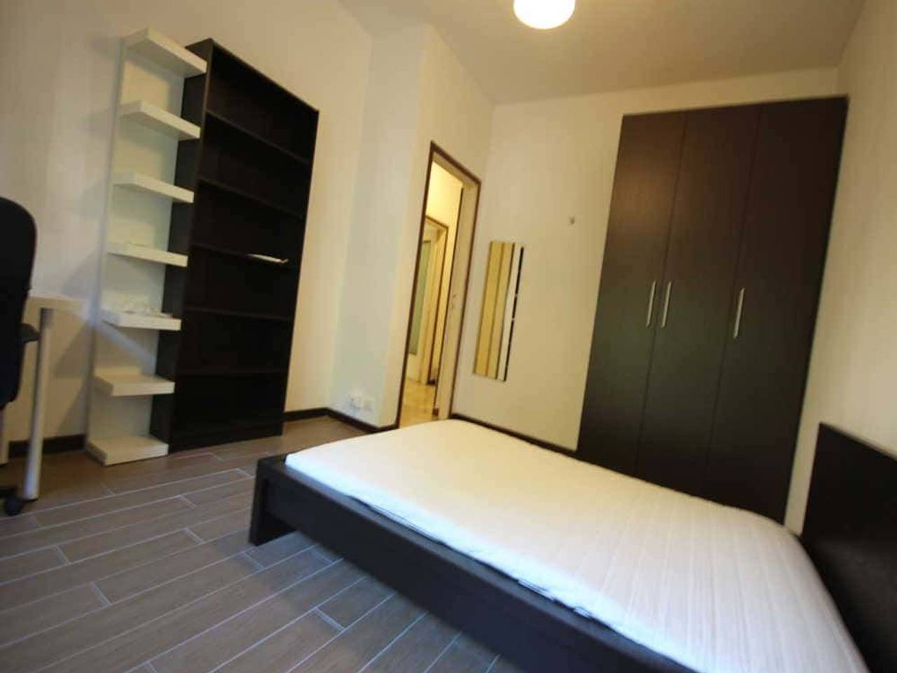 negozio in affitto a Milano in zona Lorenteggio