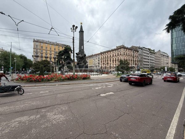 ufficio in affitto a Milano in zona Guastalla