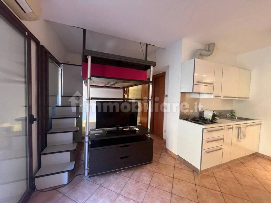 appartamento in affitto a Milano in zona Isola