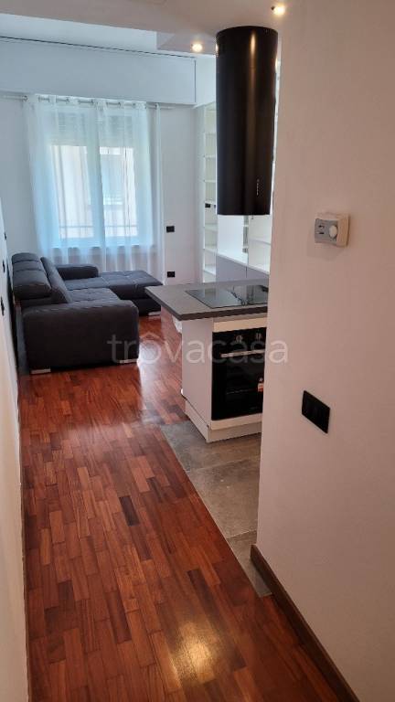 appartamento in affitto a Milano in zona Porta Nuova