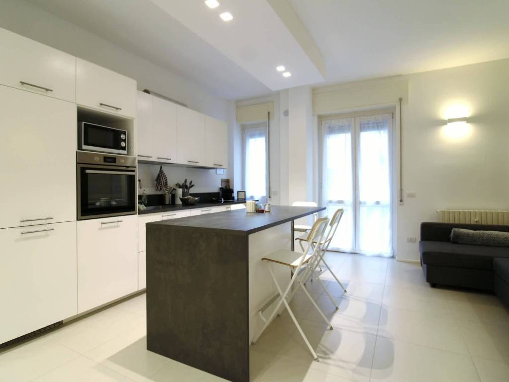 appartamento in affitto a Milano in zona Famagosta