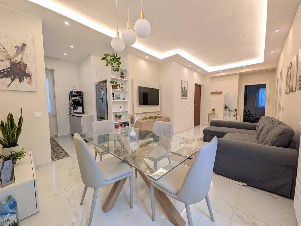 appartamento in affitto a Milano in zona Famagosta