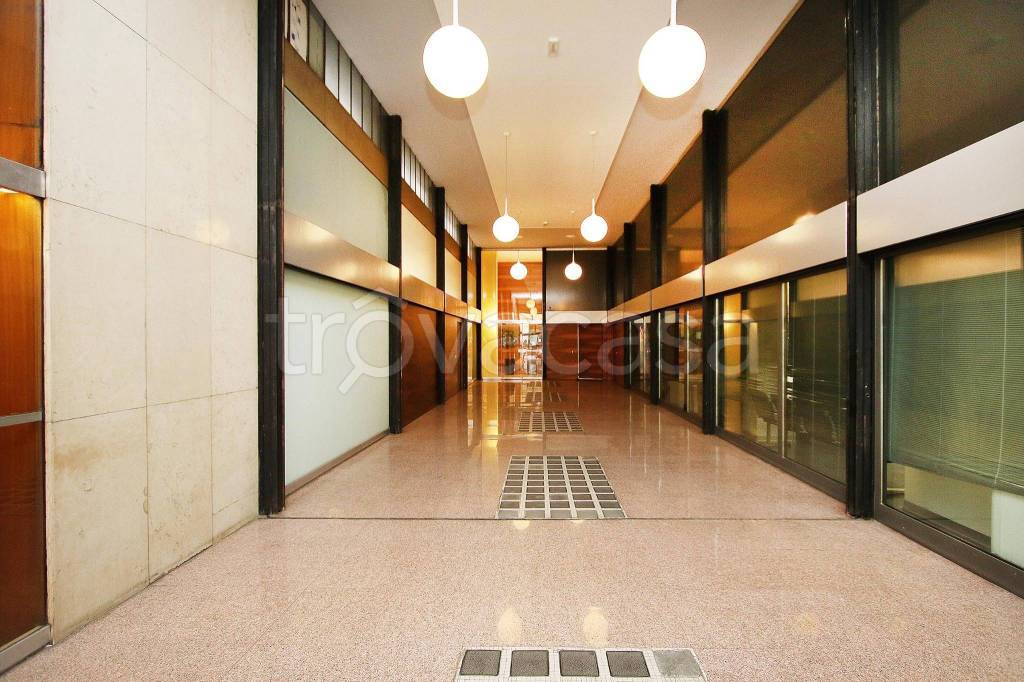 ufficio in affitto a Milano