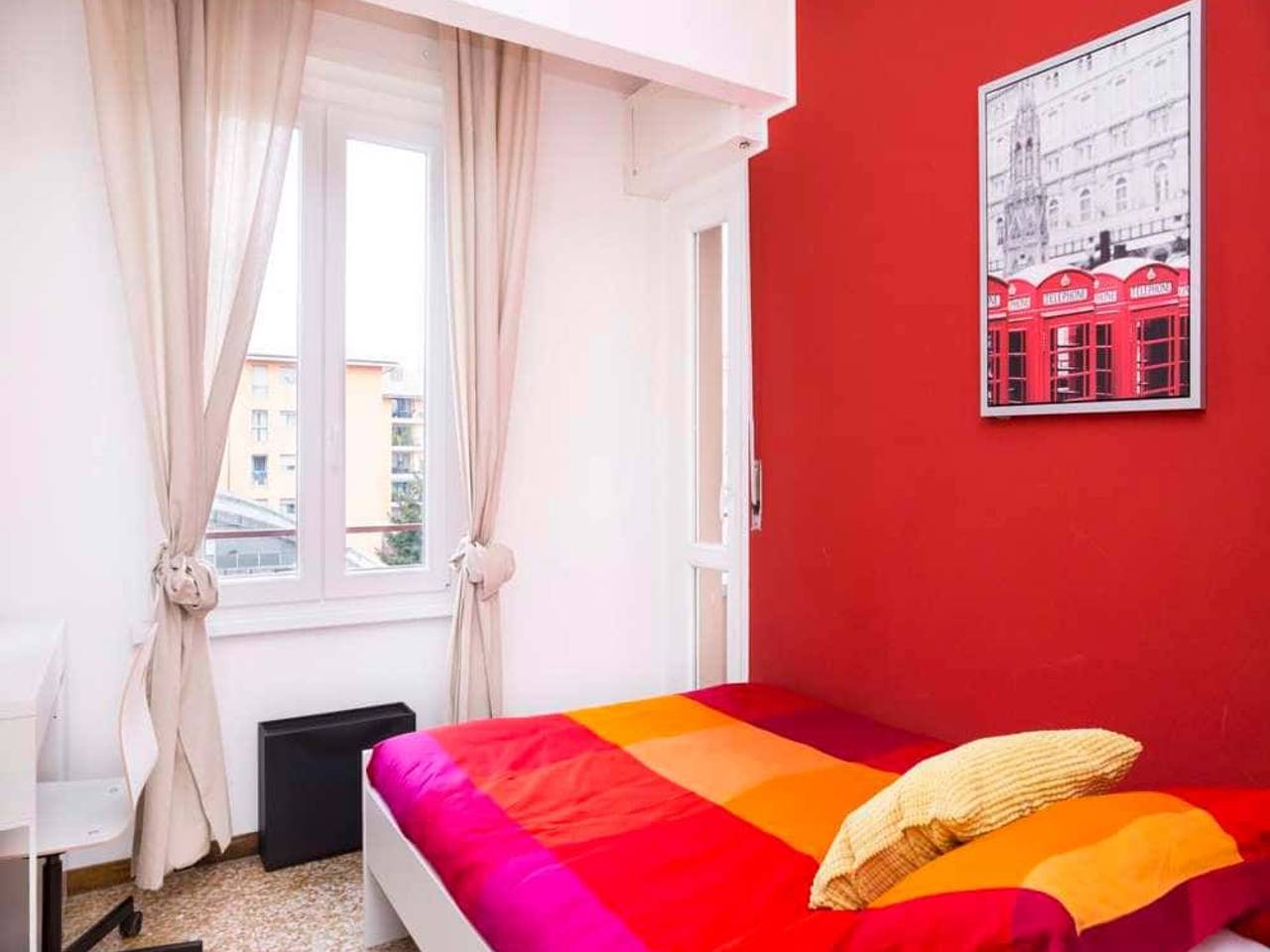 negozio in affitto a Milano in zona Affori