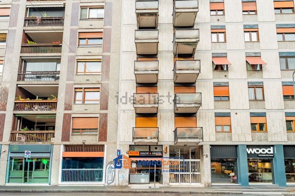 locale commerciale in affitto a Milano