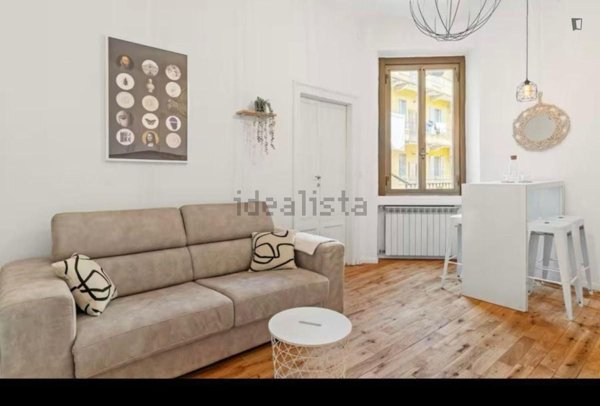 appartamento in affitto a Milano in zona Lorenteggio