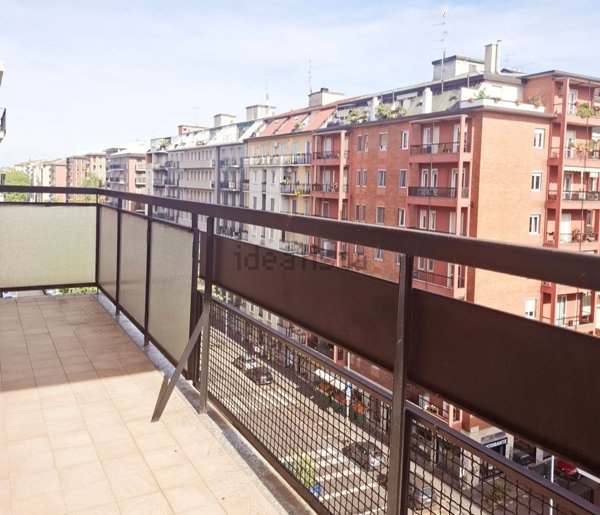 appartamento in affitto a Milano in zona Lorenteggio