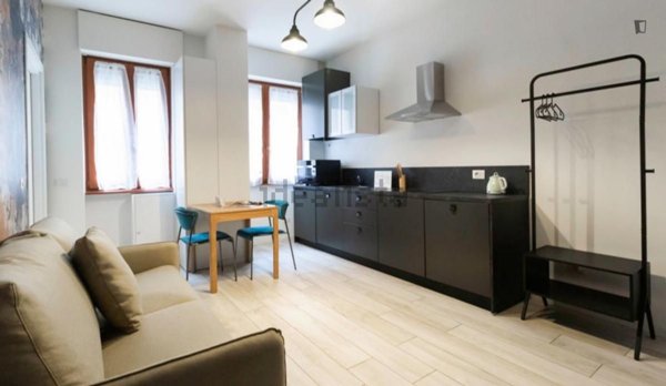 appartamento in affitto a Milano in zona Centro Direzionale