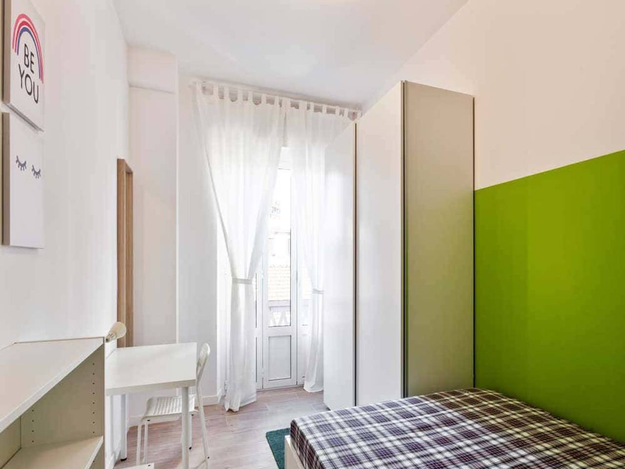negozio in affitto a Milano in zona Lorenteggio