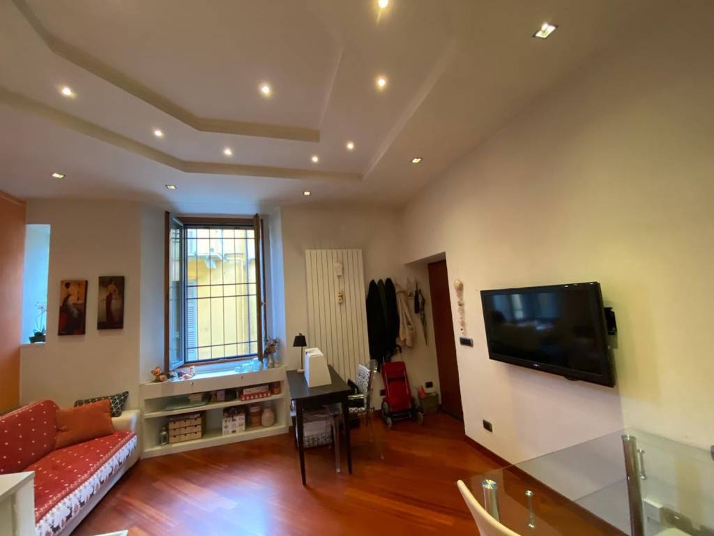 appartamento in affitto a Milano in zona Guastalla