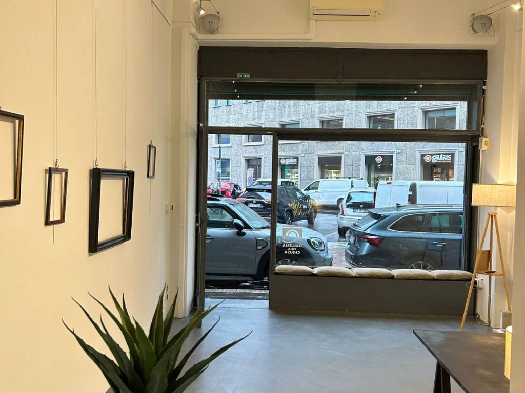 negozio in affitto a Milano