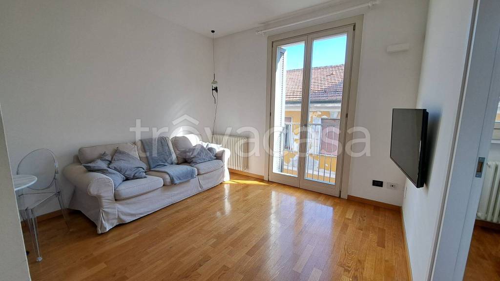 appartamento in affitto a Milano in zona Ghisolfa