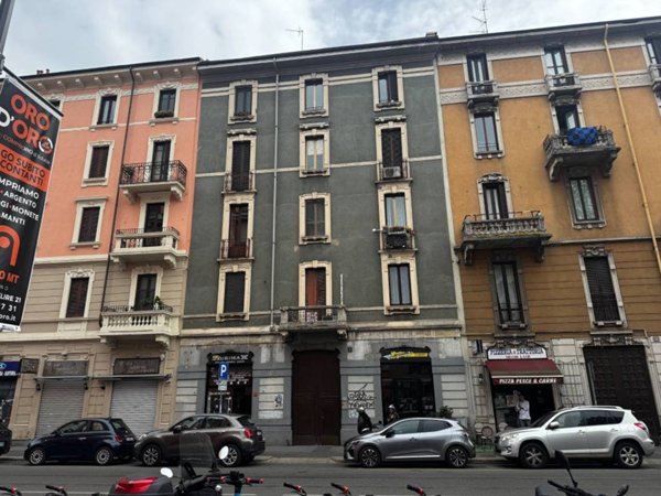 appartamento in affitto a Milano in zona Forze Armate