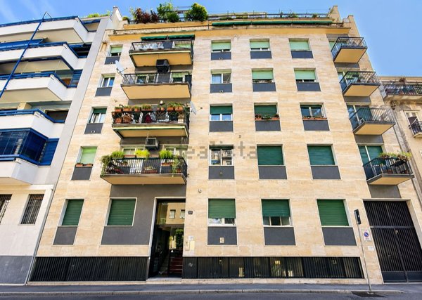 appartamento in affitto a Milano in zona Lorenteggio