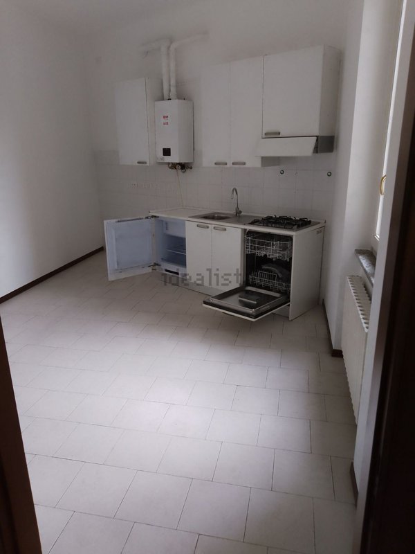 appartamento in affitto a Milano in zona Centro Direzionale