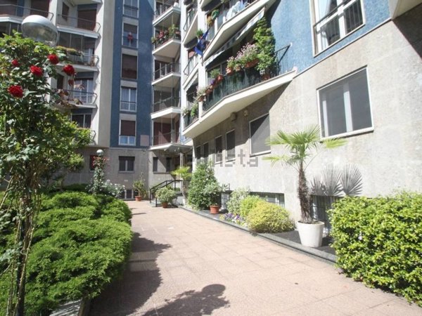 monolocale in affitto a Milano in zona Lorenteggio