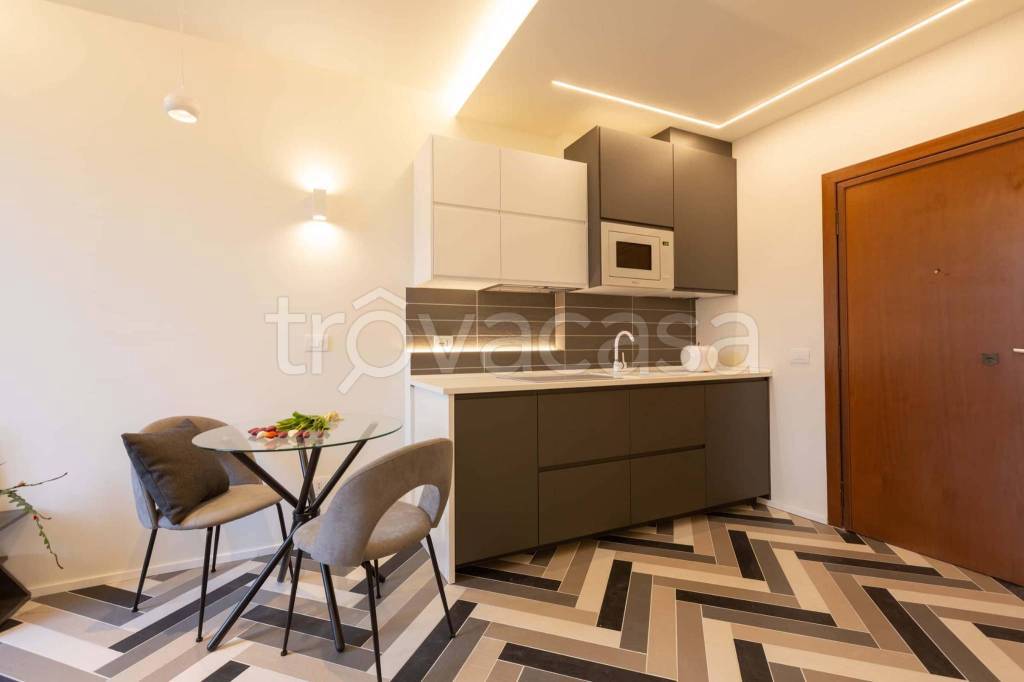appartamento in affitto a Milano in zona Loreto
