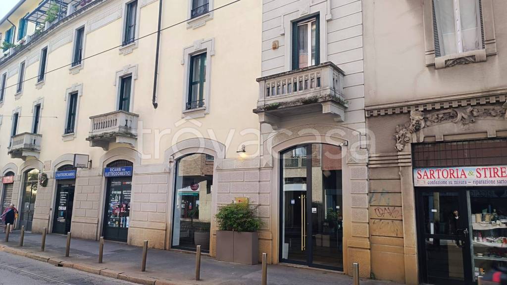 negozio in affitto a Milano