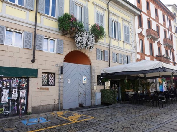negozio in affitto a Milano
