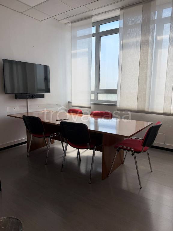 ufficio in affitto a Milano in zona Corvetto