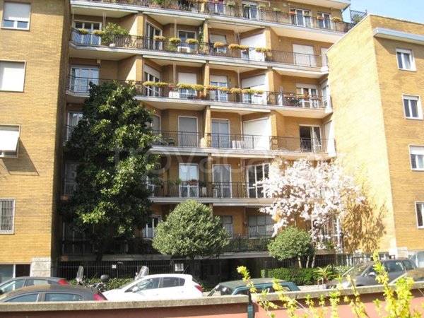 appartamento in affitto a Milano in zona Bocconi