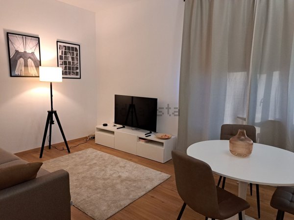 appartamento in affitto a Milano in zona Porta Genova