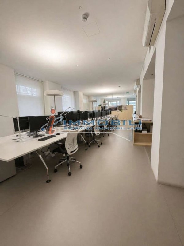 ufficio in affitto a Milano