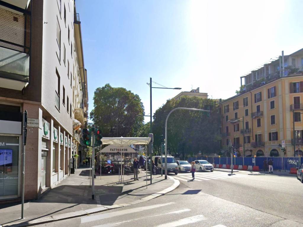 negozio in affitto a Milano in zona Solari