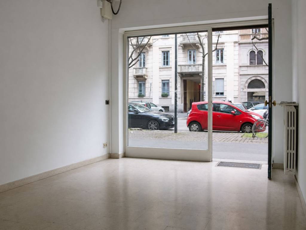 negozio in affitto a Milano in zona Il Portello